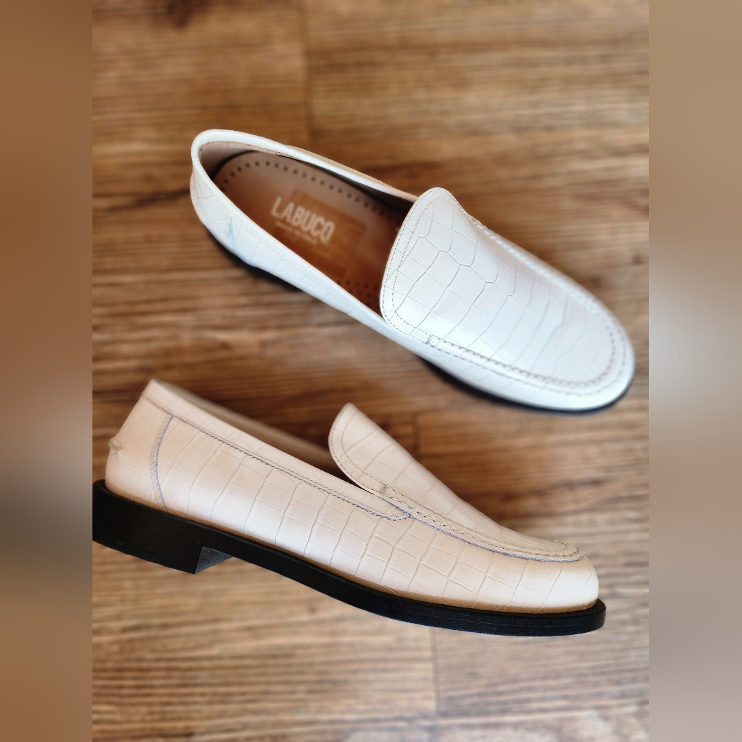 Eu 40 - Labucq Women's College Beige Crocodile Pattern Loafers